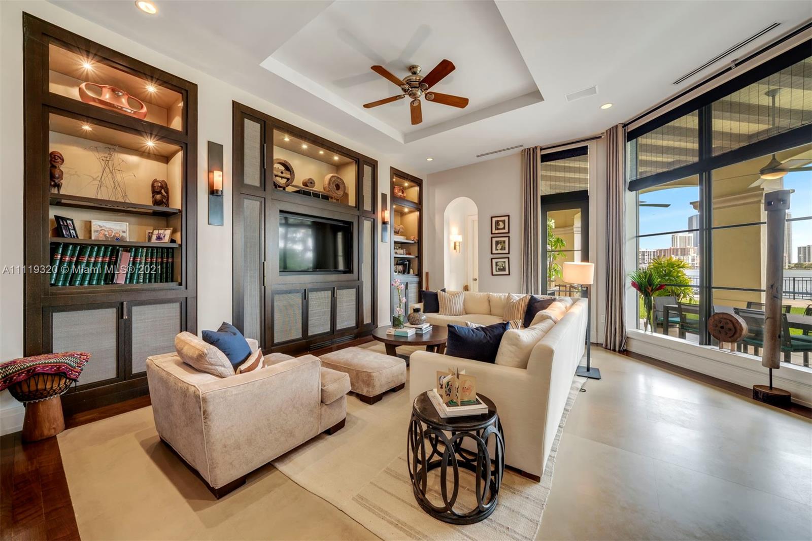 ISLAND ESTATES - Residential