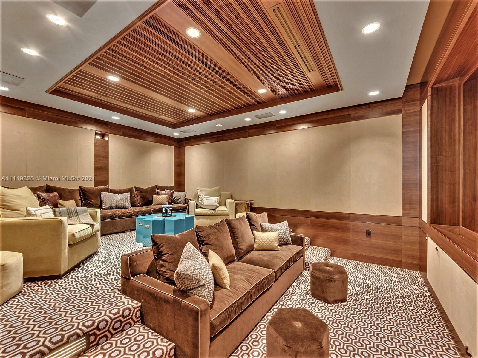 ISLAND ESTATES - Residential