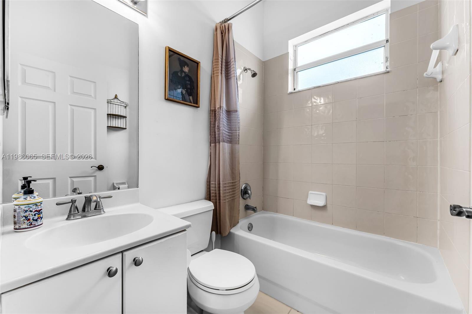 AUGUSTA 4/3 PRICED TO SELL - Residential