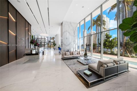 Tiny photo for 300 Biscayne Boulevard Way #3905W, Miami, FL 33131 (MLS # A12027993)