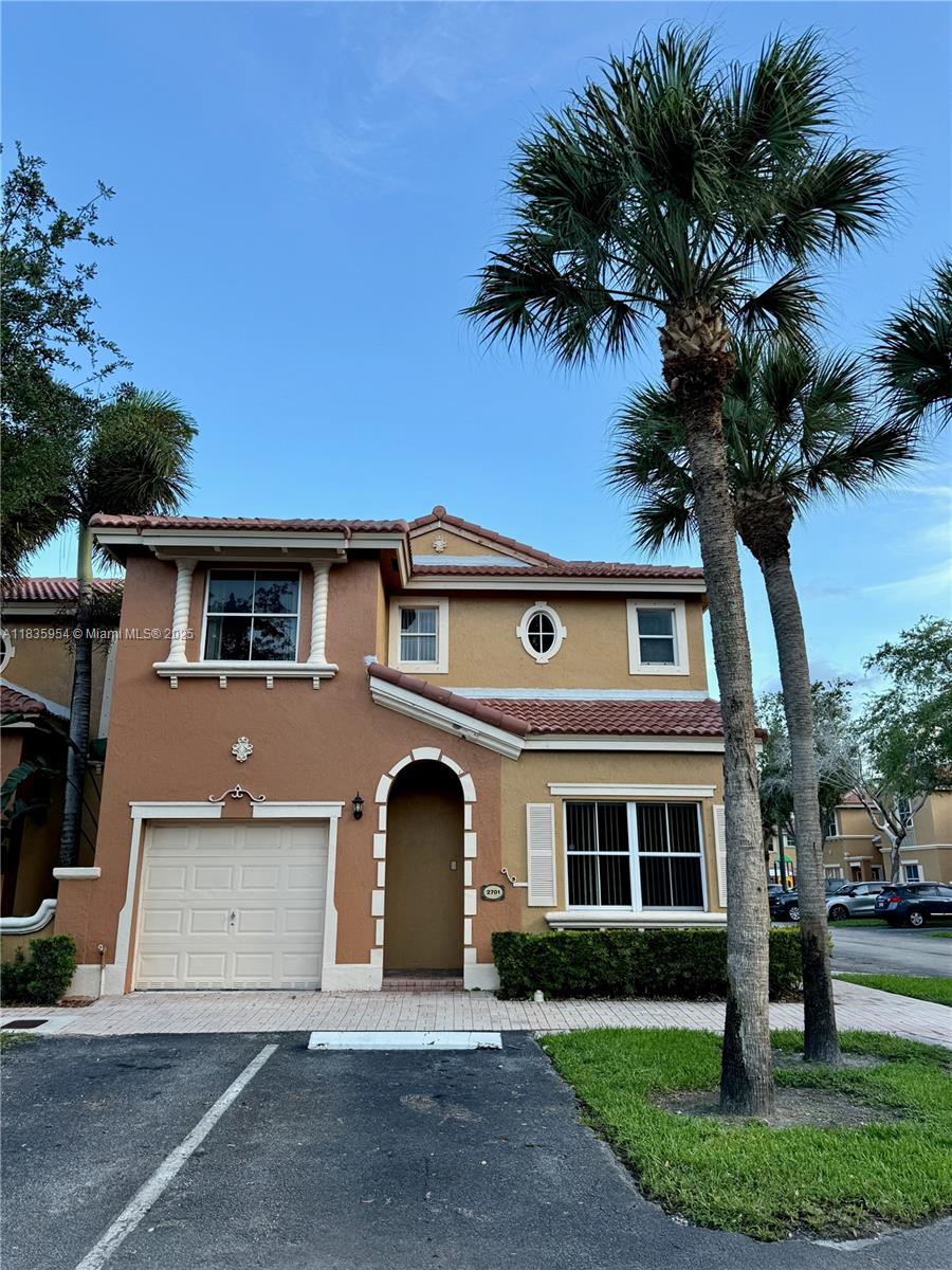 8424 NW 139th Ter 2701