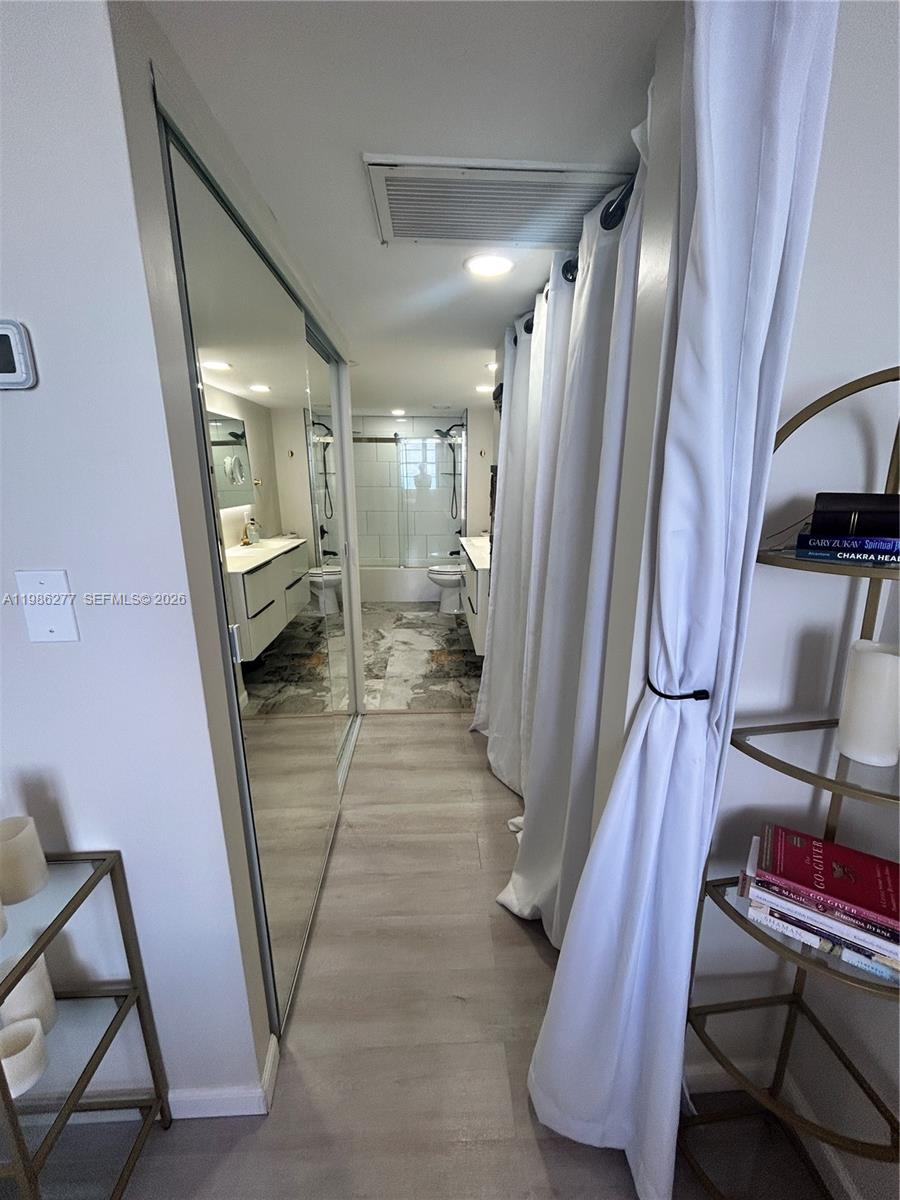 OCEAN PARK CONDO - Residential