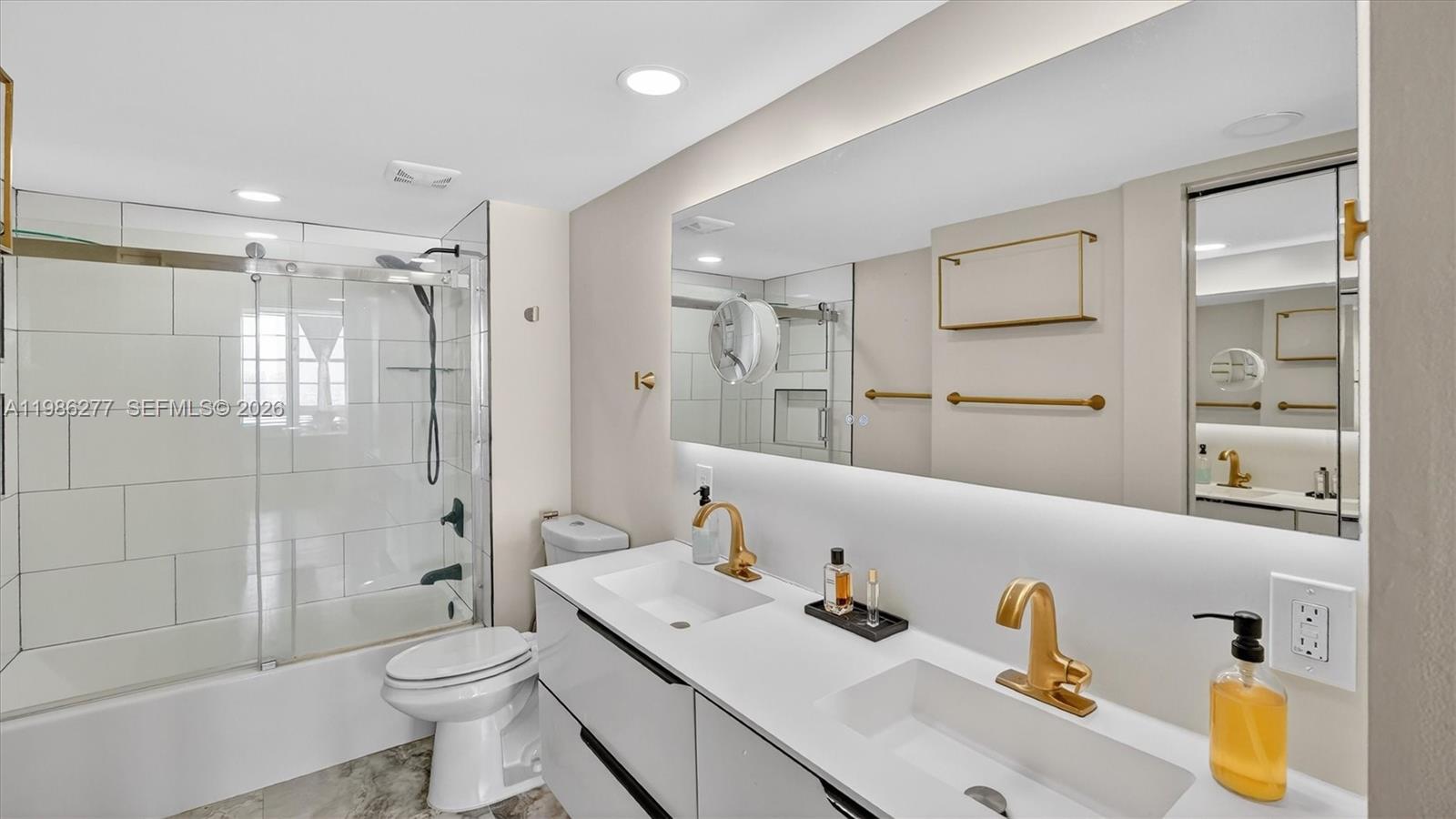 OCEAN PARK CONDO - Residential