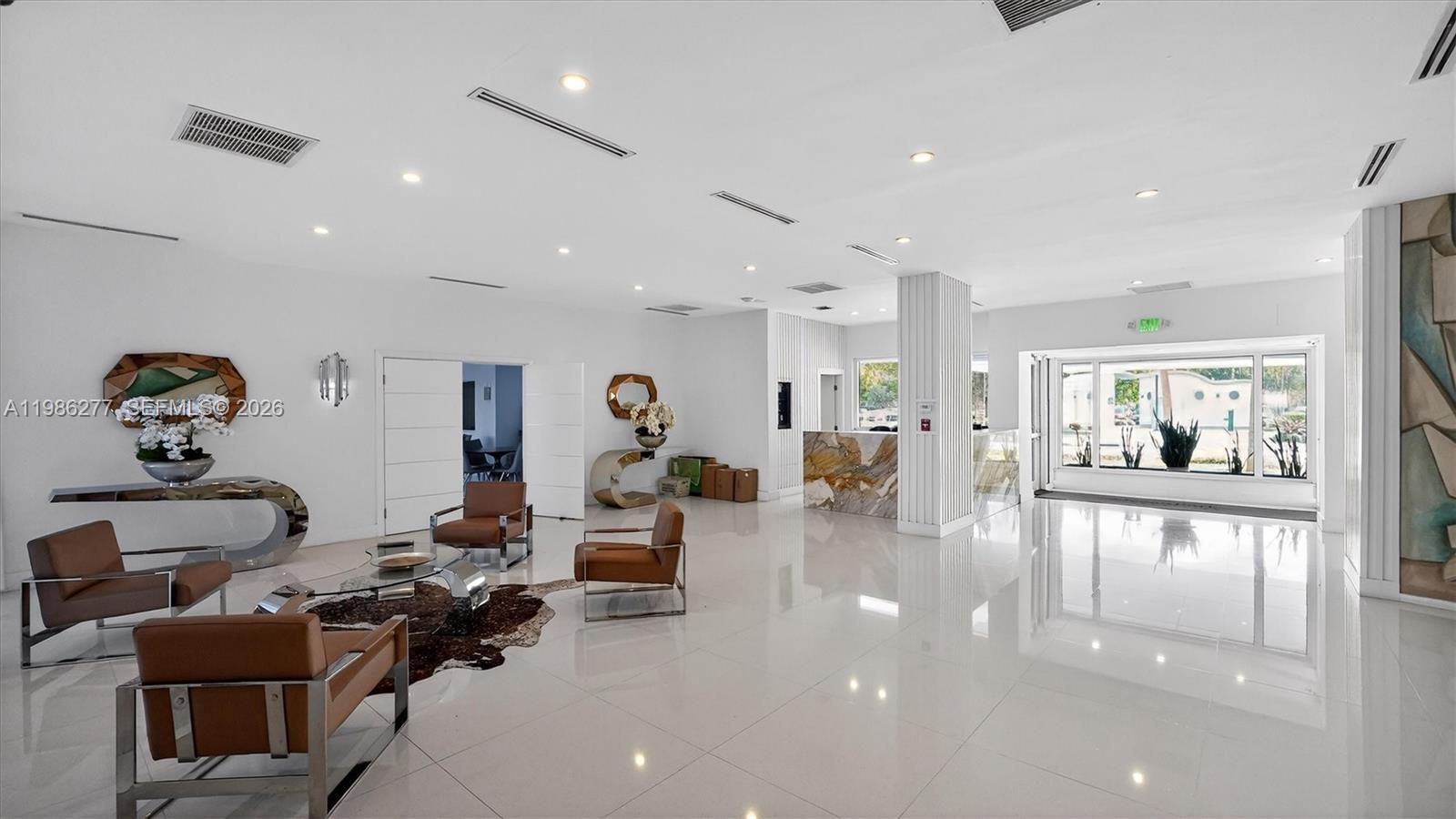 OCEAN PARK CONDO - Residential