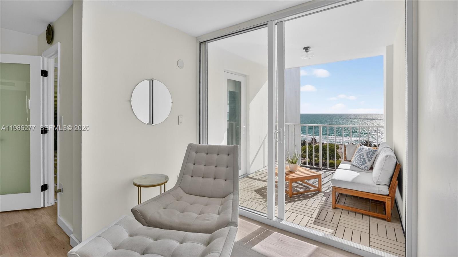 6450 Collins Ave 903