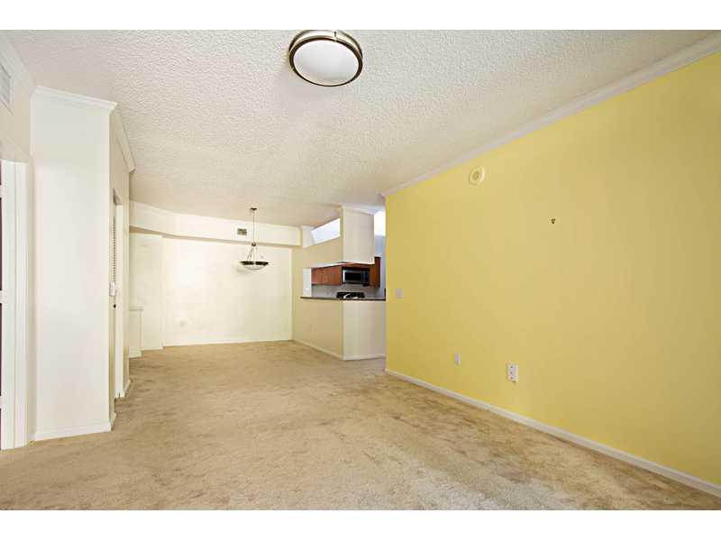 PORTO BELLAGIO CONDO - Residential Lease