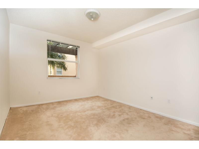 PORTO BELLAGIO CONDO - Residential Lease