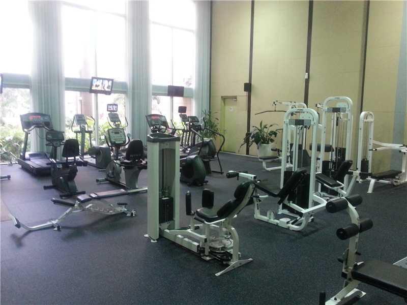 PORTO BELLAGIO CONDO - Residential Lease