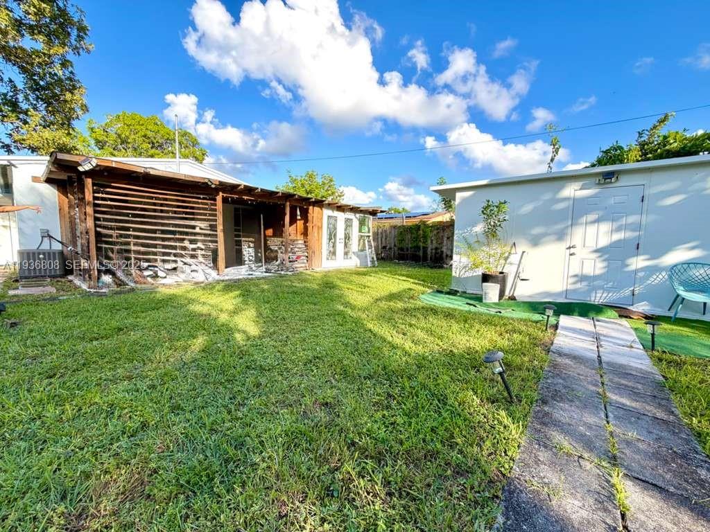 LAKE FOREST SEC 2 - Residential