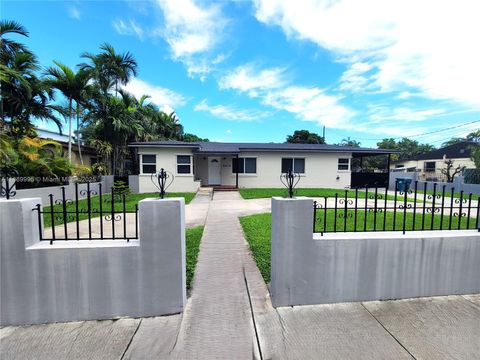 8839 SW 28th St Miami FL 33165