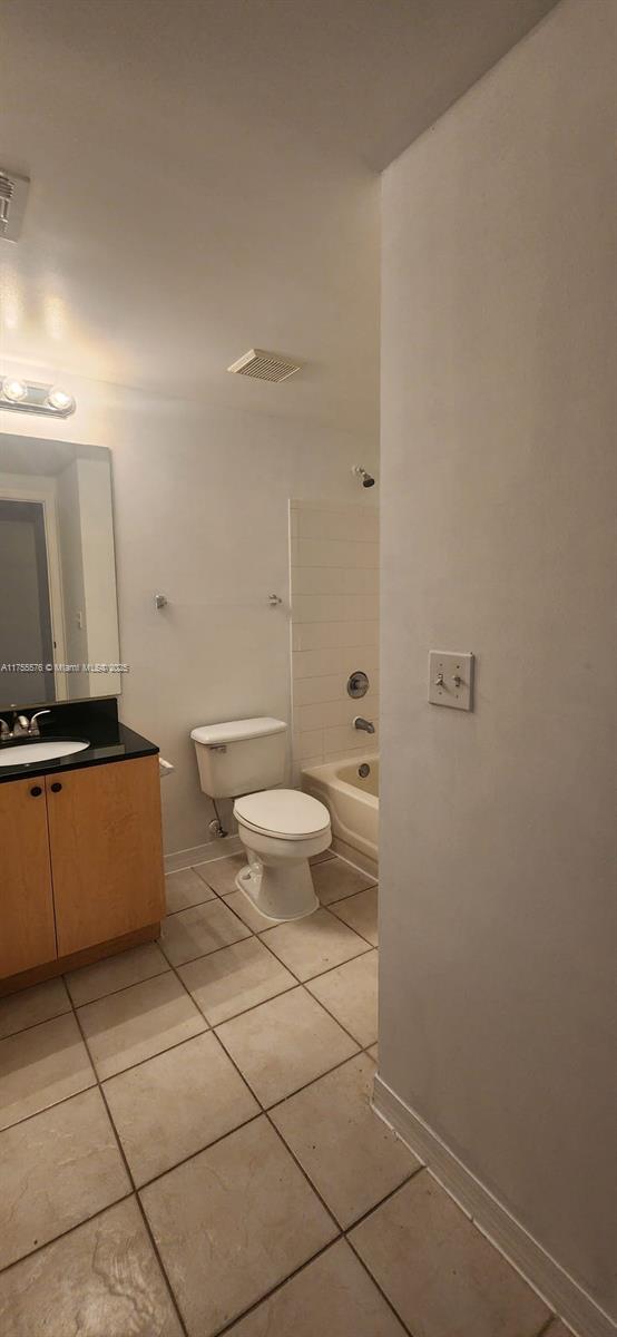 SPA AT SUNSET ISLES CONDO - Residential Lease