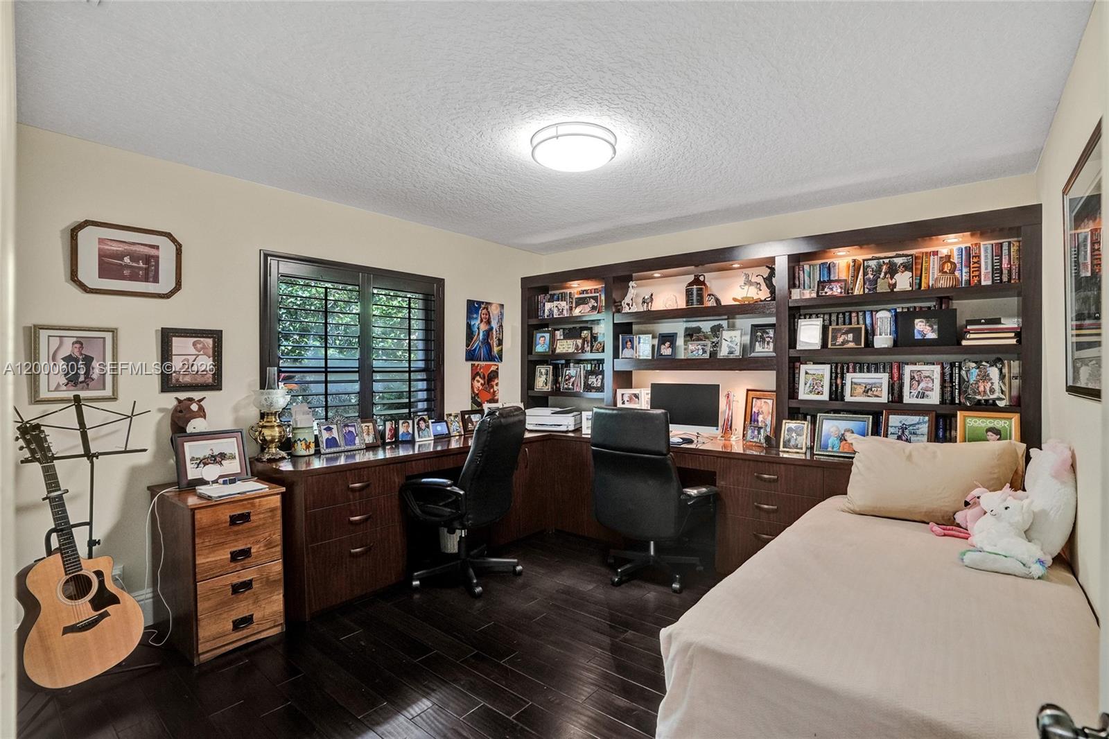 BOCA ISLES - Residential