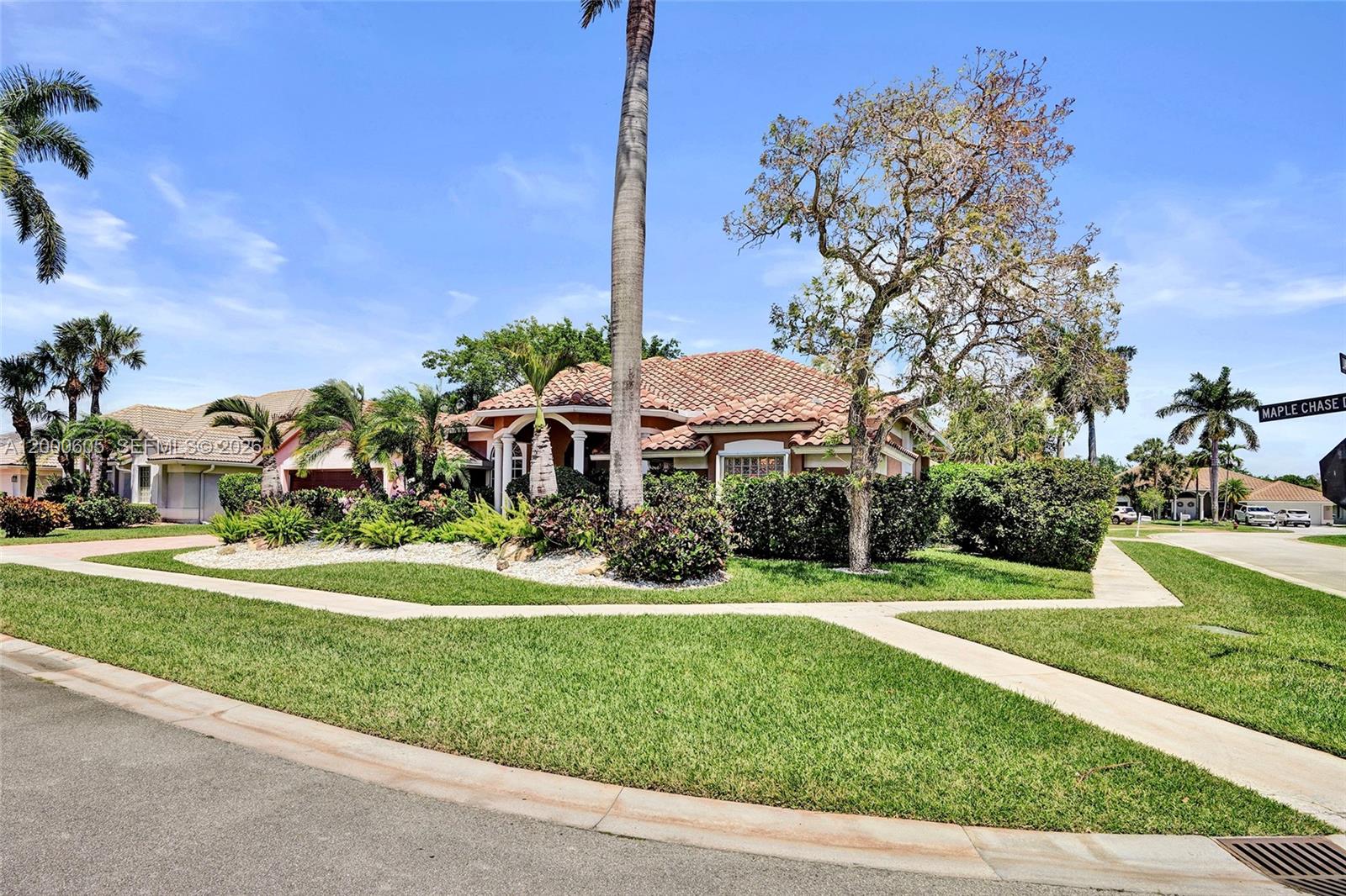 BOCA ISLES - Residential