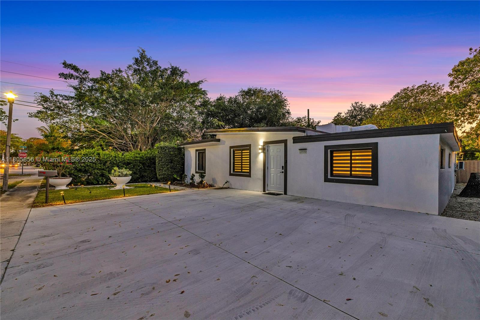 13550 Nw 5th Ave, North Miami, Miami-Dade County, Florida - 4 Bedrooms  
3 Bathrooms - 
