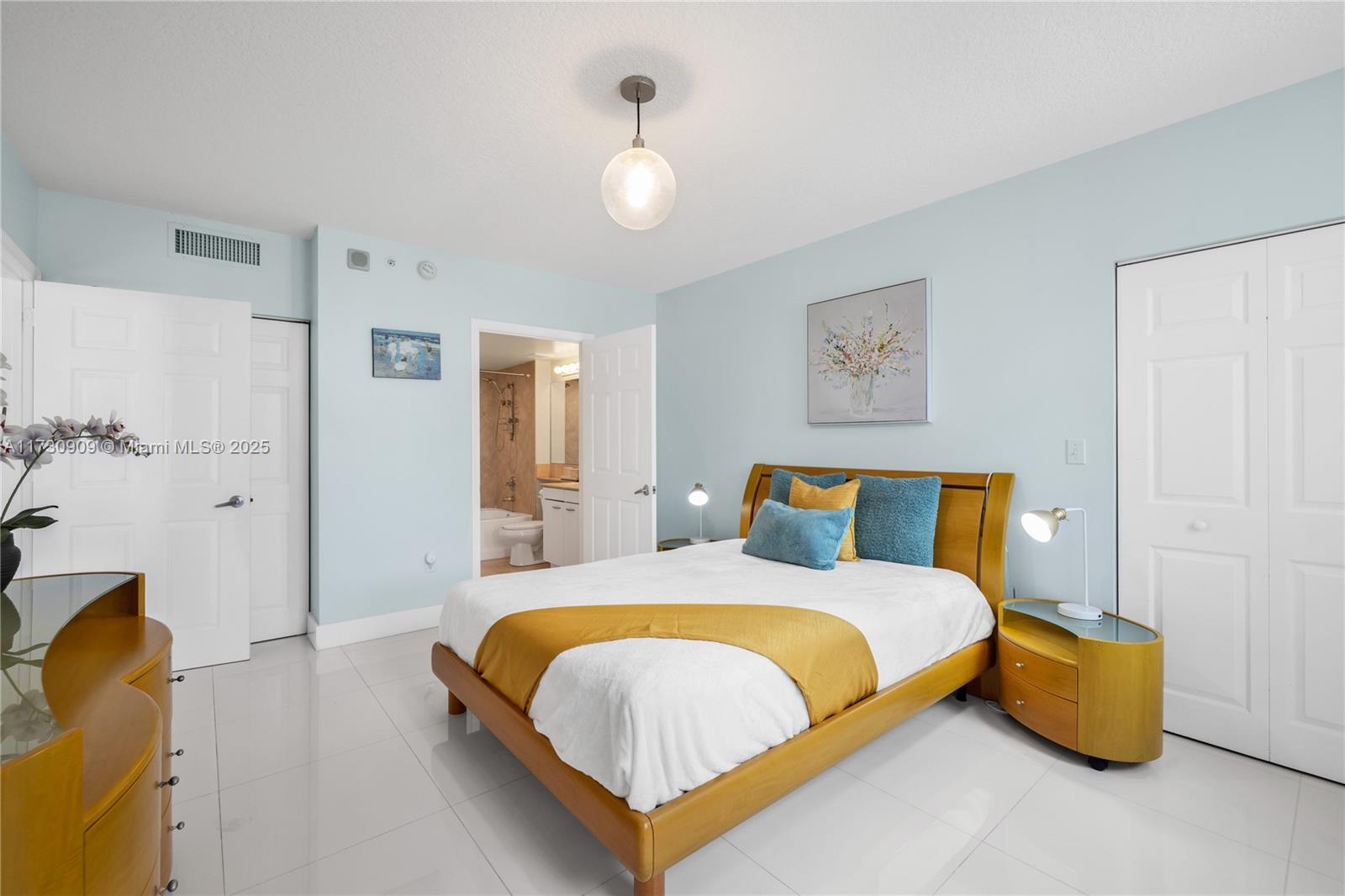 2080 OCEAN DRIVE CONDO - Residential Lease