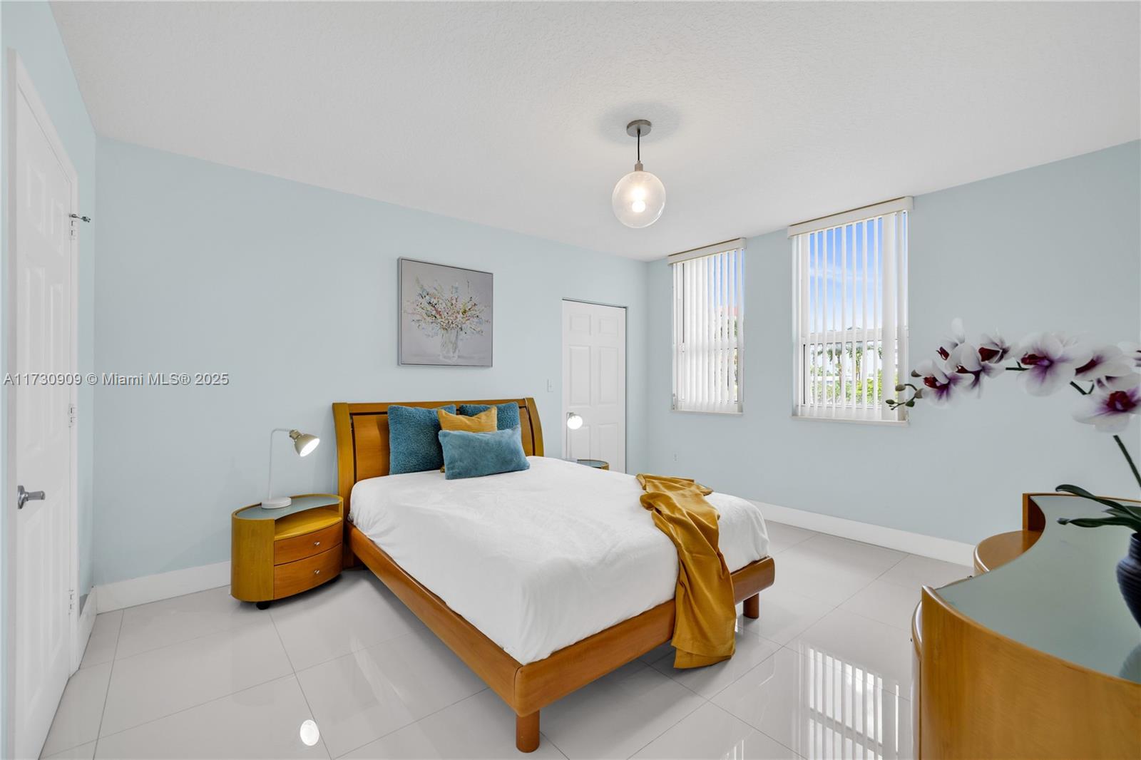 2080 OCEAN DRIVE CONDO - Residential Lease