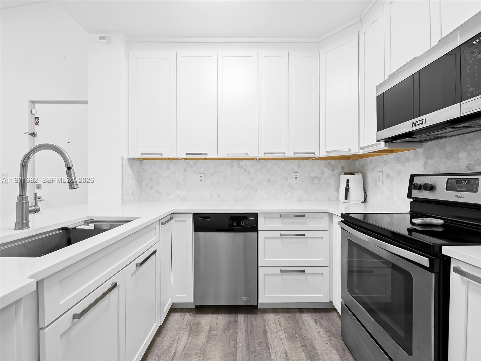 EL-AD RESIDENCES AT MIRAM - Residential