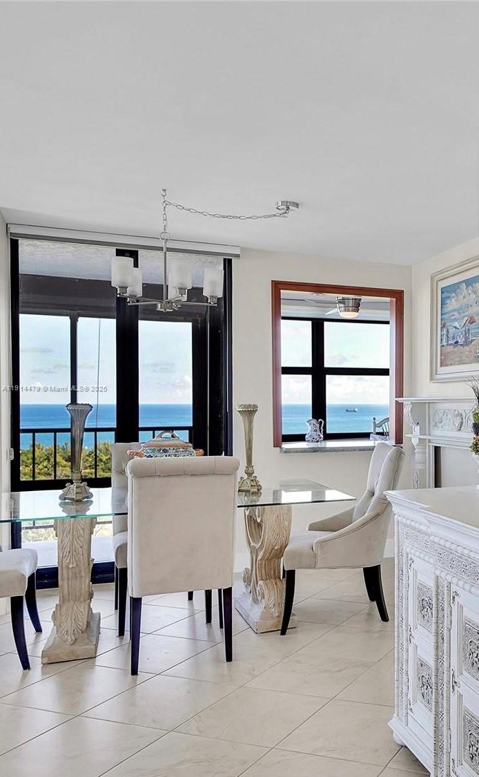 CORINTHIAN ON THE INTRACO - Residential