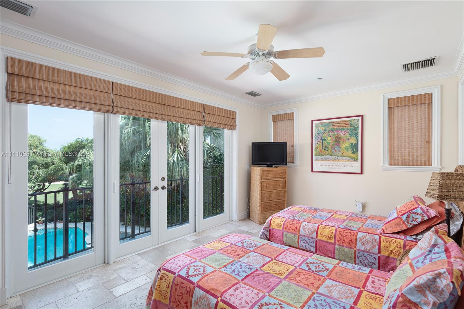DEERING BAY ESTATES - Residential