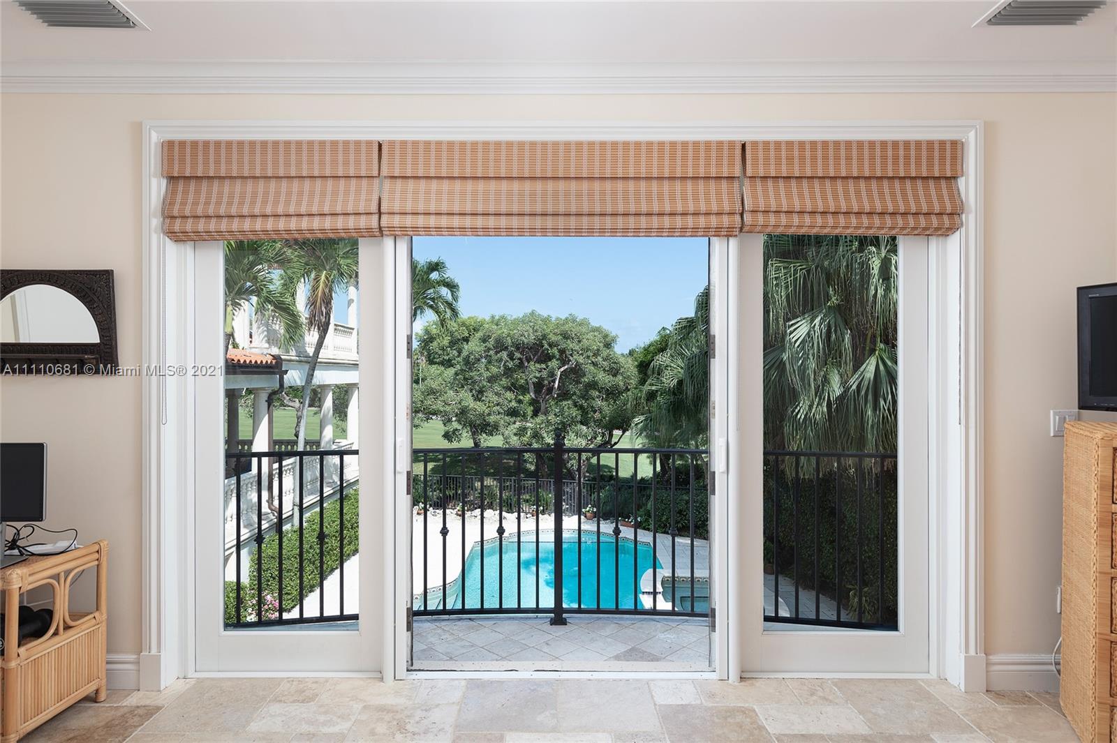 DEERING BAY ESTATES - Residential