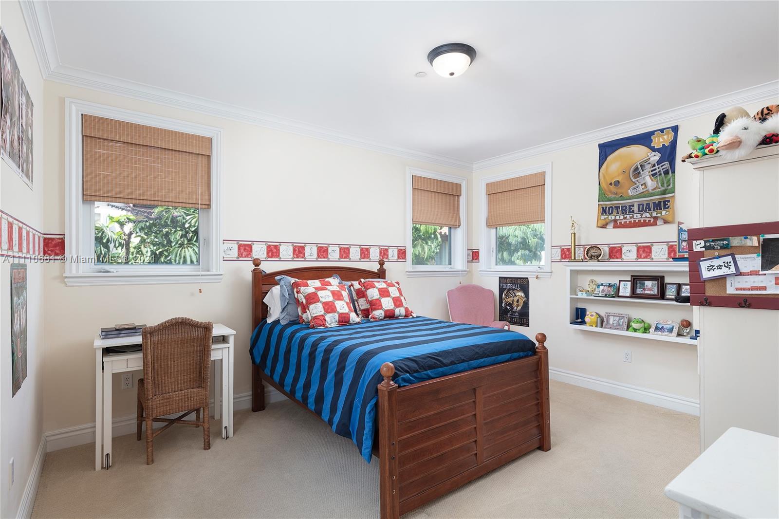 DEERING BAY ESTATES - Residential