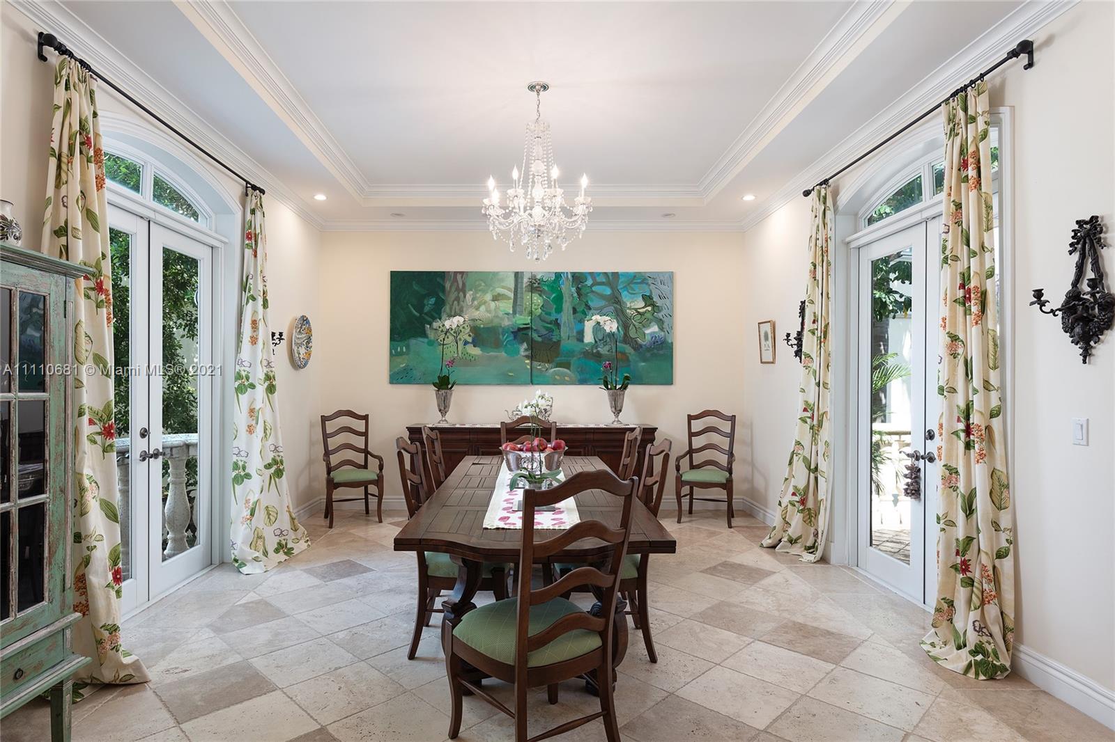 DEERING BAY ESTATES - Residential
