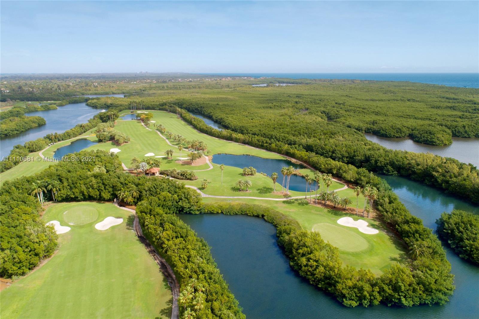 DEERING BAY ESTATES - Residential