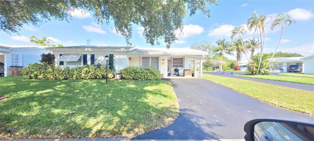 Photo of 4311 NW 1st Ter #47, Deerfield Beach, FL 33064 (MLS # A11791290)