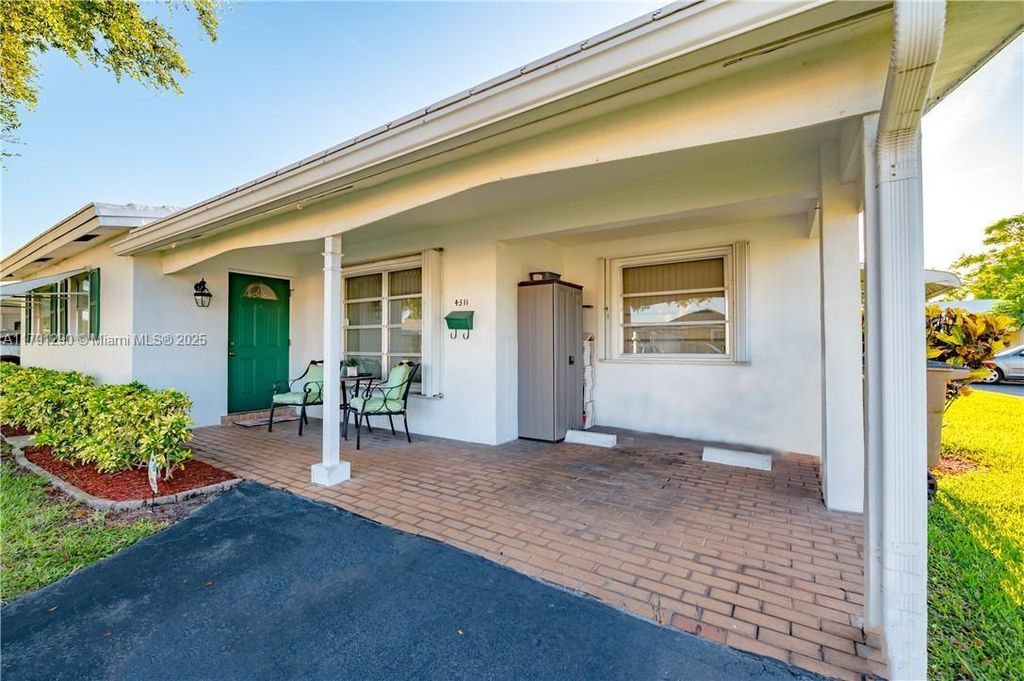 Photo of 4311 NW 1st Ter #47, Deerfield Beach, FL 33064 (MLS # A11791290)