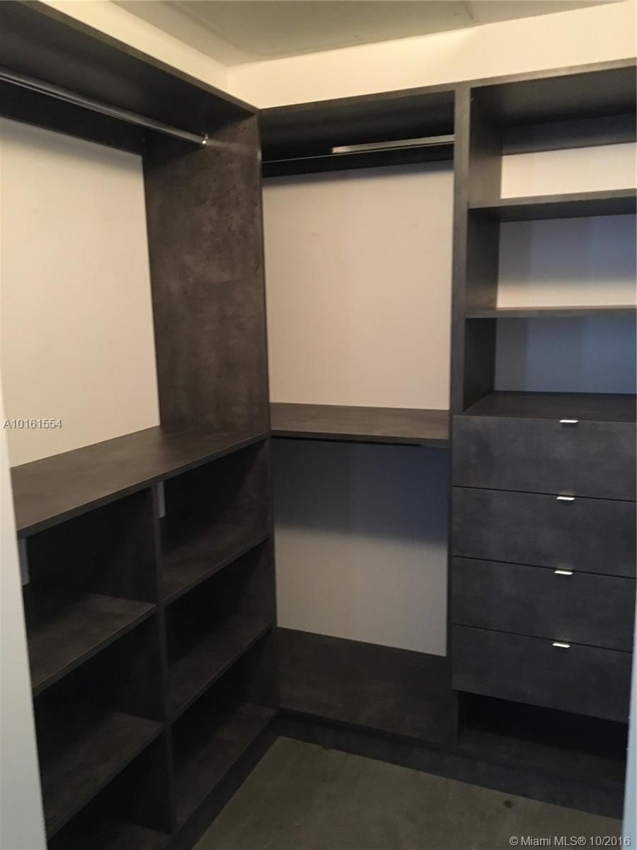 Centro - Residential Lease