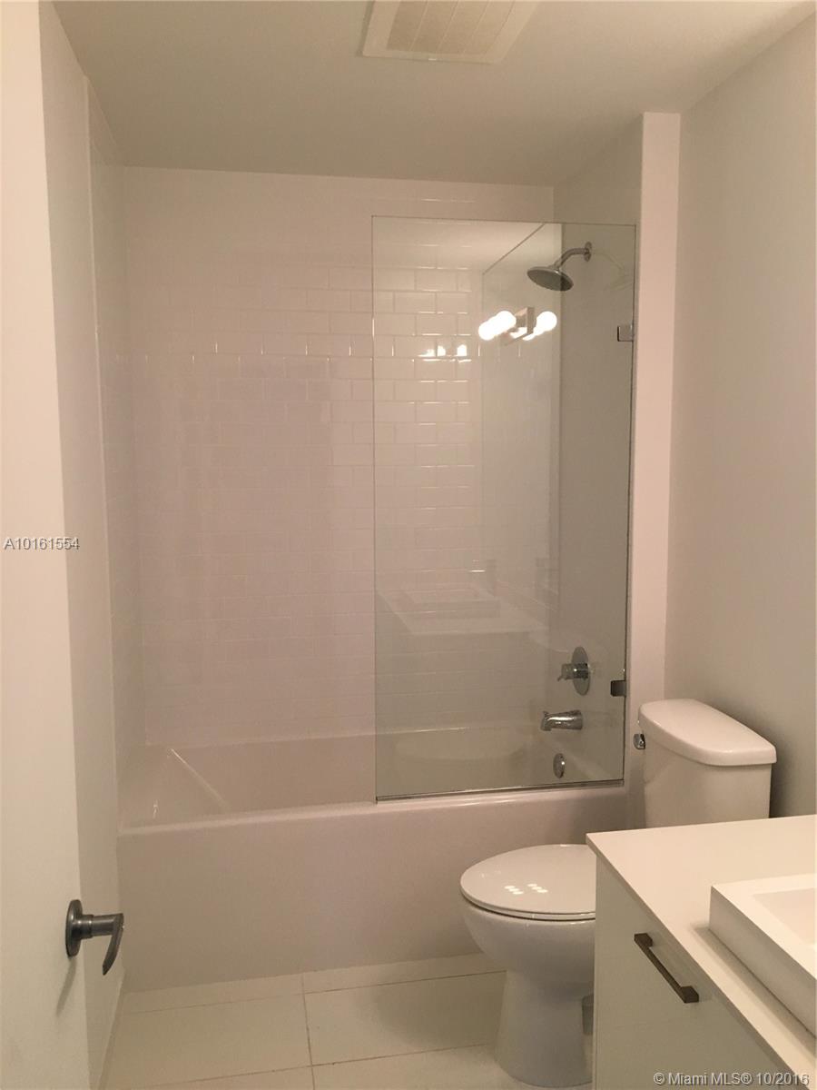 Centro - Residential Lease
