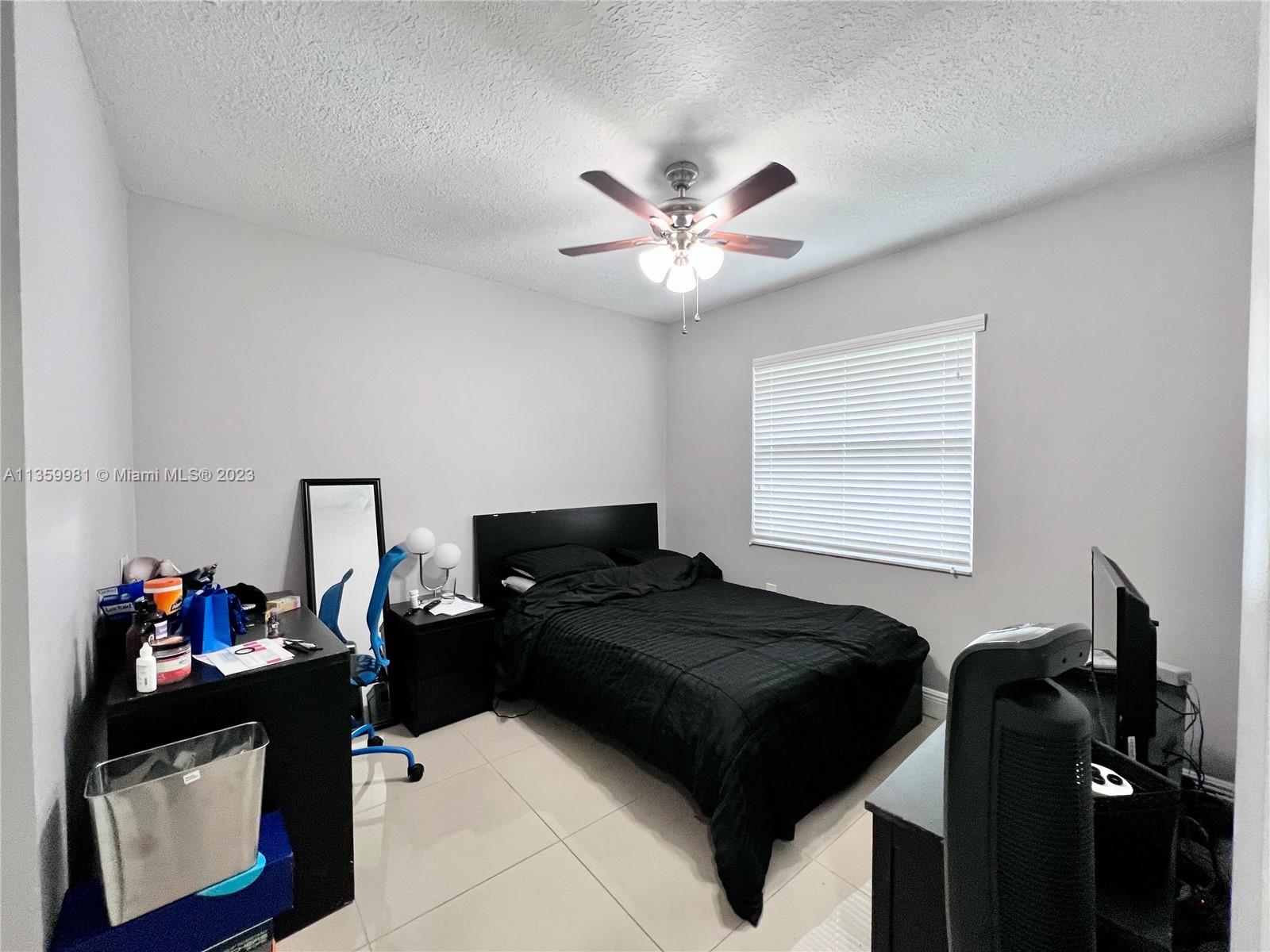 SUNRISE MANOR WEST - Residential Lease