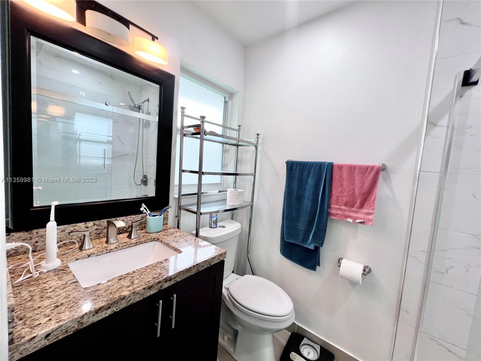 SUNRISE MANOR WEST - Residential Lease