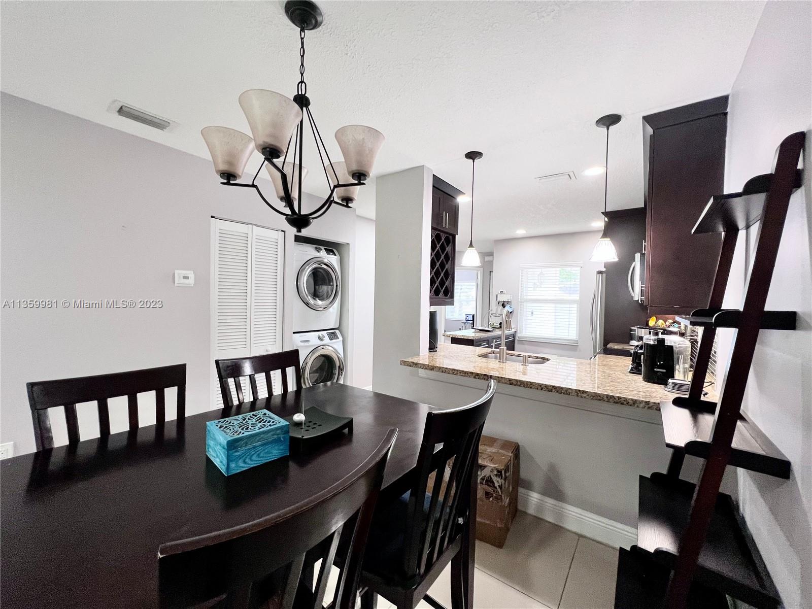 SUNRISE MANOR WEST - Residential Lease