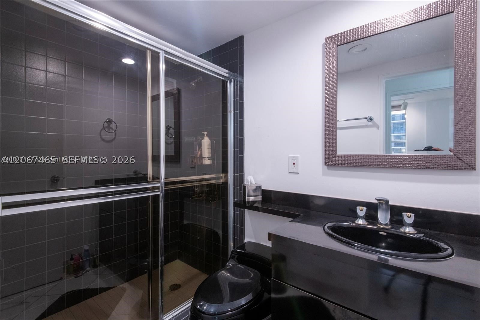 10185 Collins Ave 1416