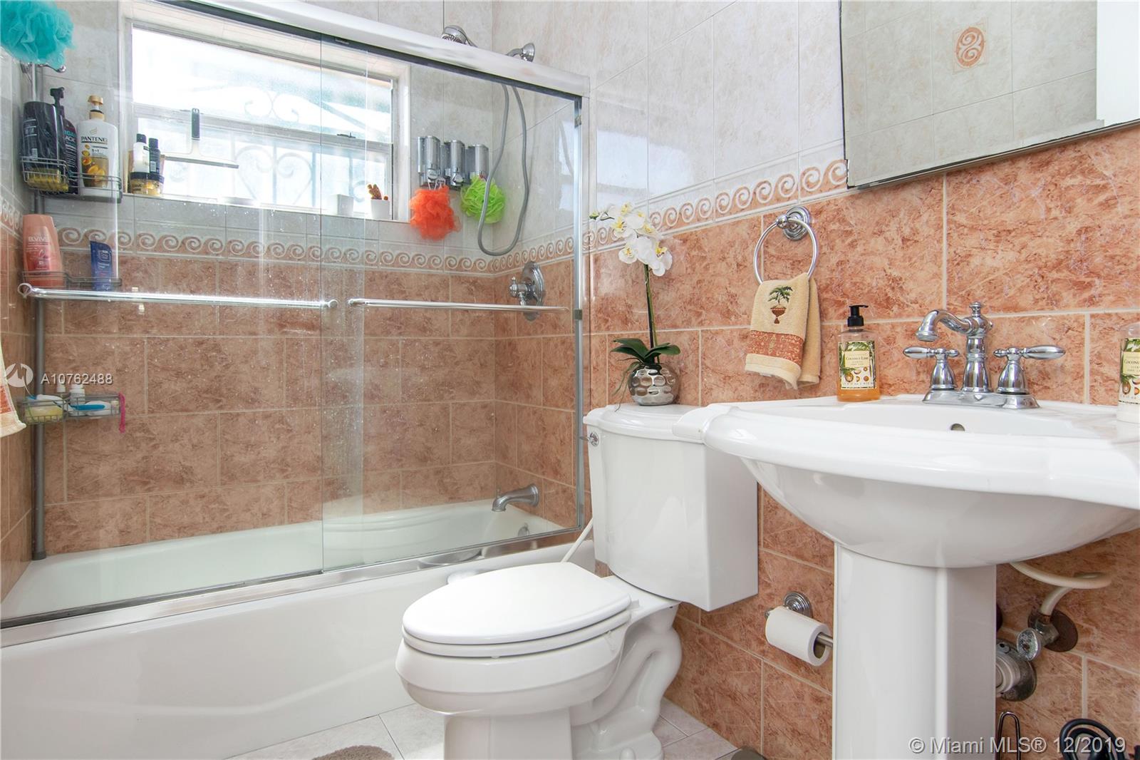 SILVER BLUFF GARDENS - Residential Income