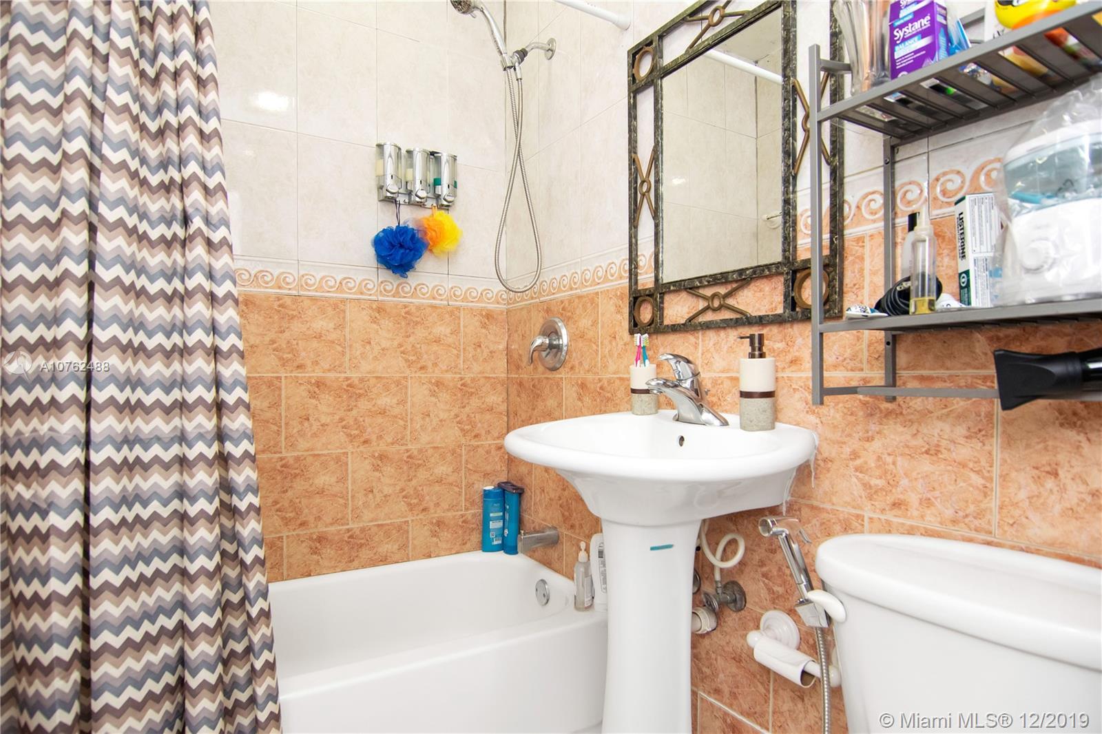 SILVER BLUFF GARDENS - Residential Income