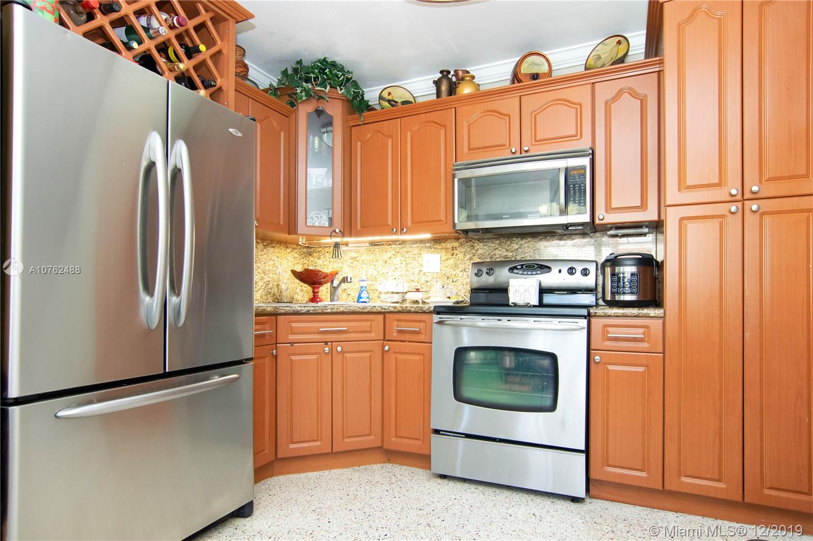 SILVER BLUFF GARDENS - Residential Income