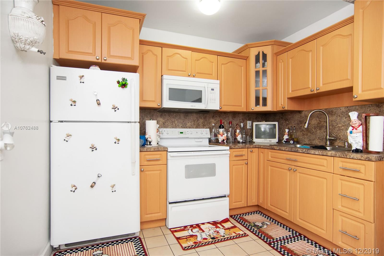 SILVER BLUFF GARDENS - Residential Income