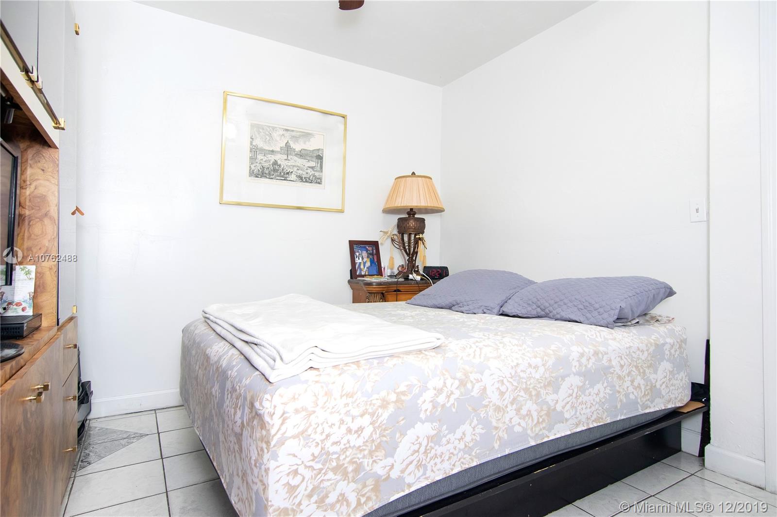 SILVER BLUFF GARDENS - Residential Income