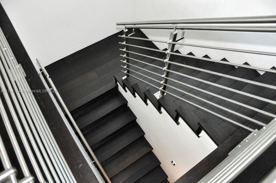 900 BISCAYNE BAY CONDO - Residential Lease