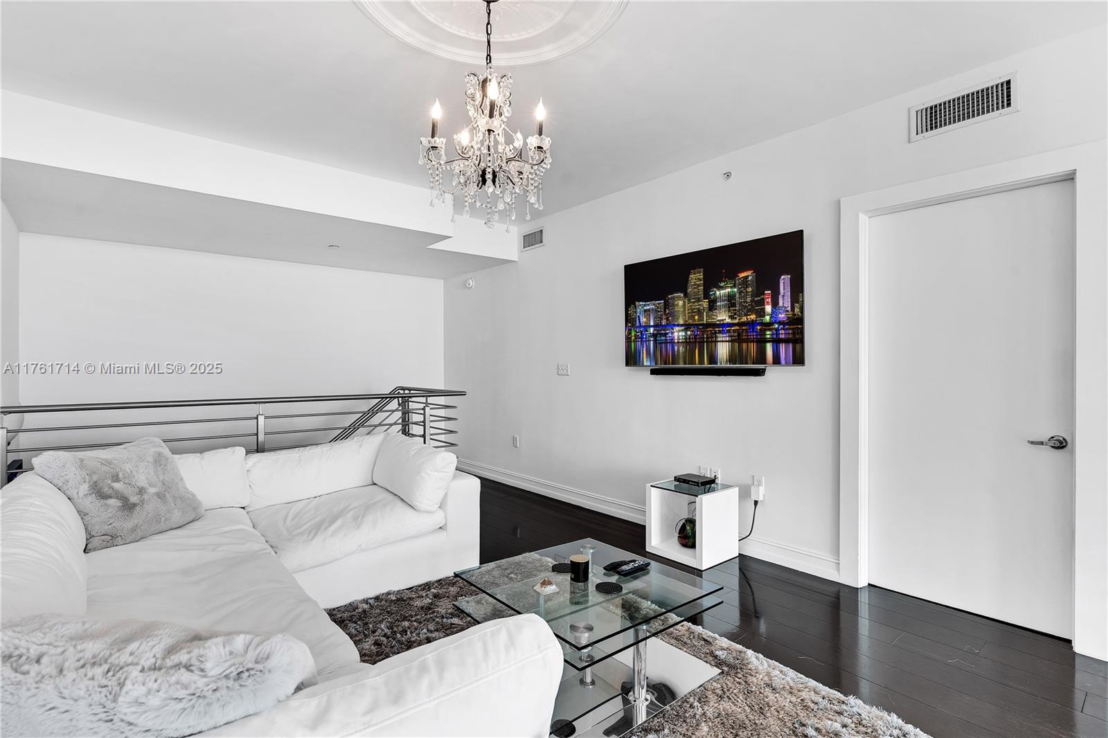 900 BISCAYNE BAY CONDO - Residential Lease