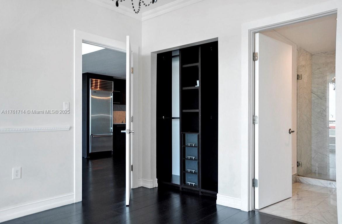 900 BISCAYNE BAY CONDO - Residential Lease