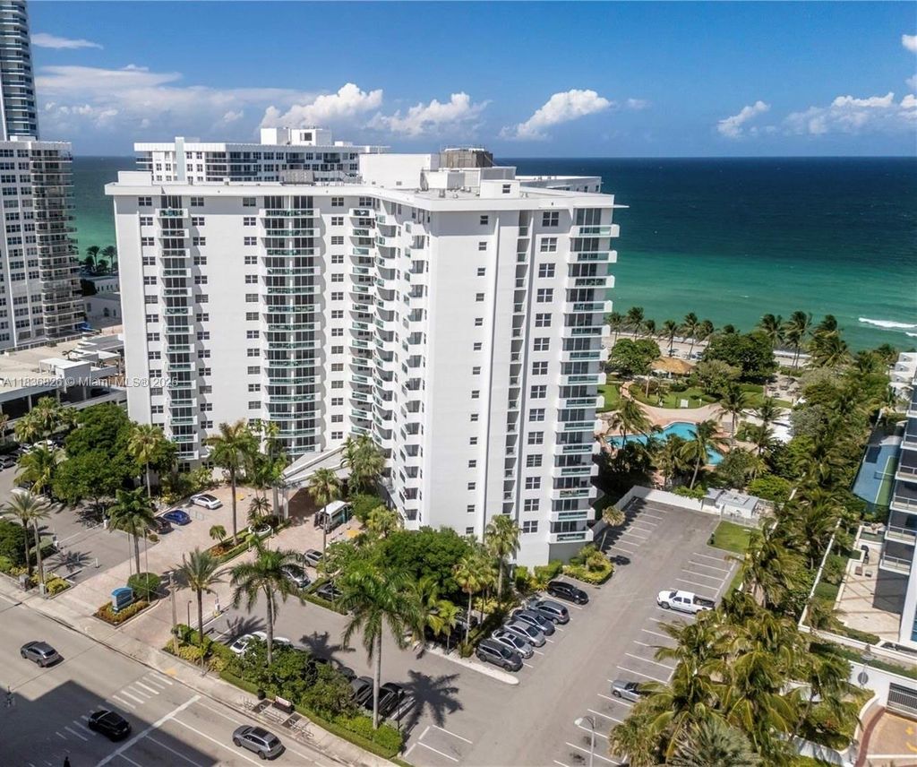 Photo of 3001 S Ocean Dr #1039, Hollywood, FL 33019 (MLS # A11836826)
