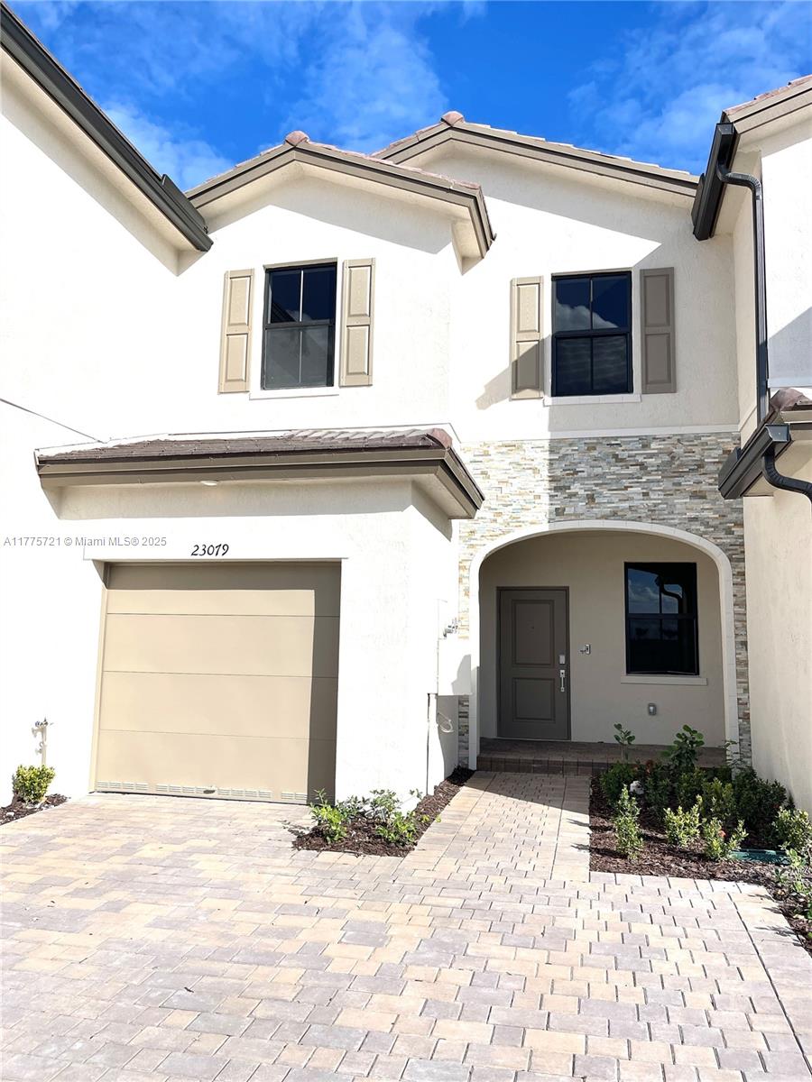Rental Property at 23079 Sw 129th Ave 23079, Miami, Broward County, Florida - Bedrooms: 3 
Bathrooms: 3  - $2,850 MO.