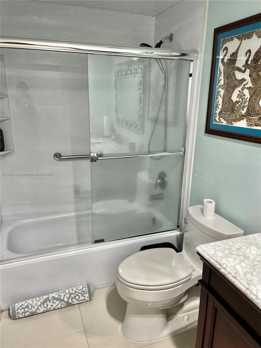 HILLCREST EAST NO 26 COND - Residential