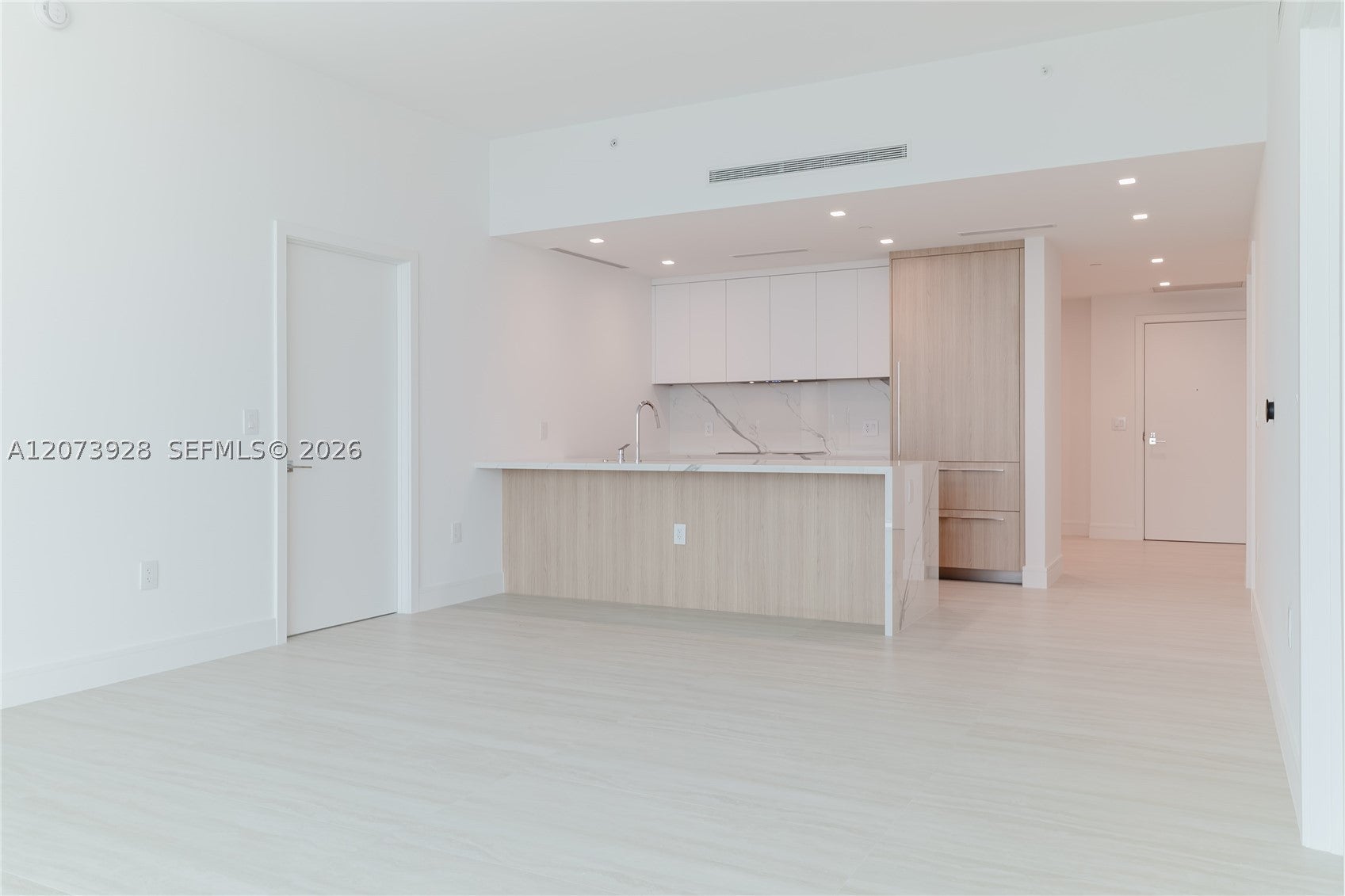 2411 Laguna Cir 2909