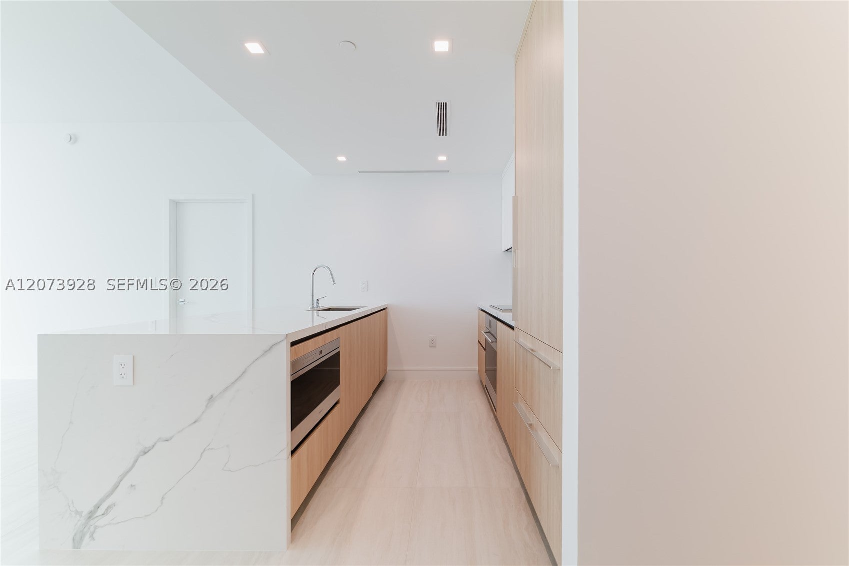 2411 Laguna Cir 2909