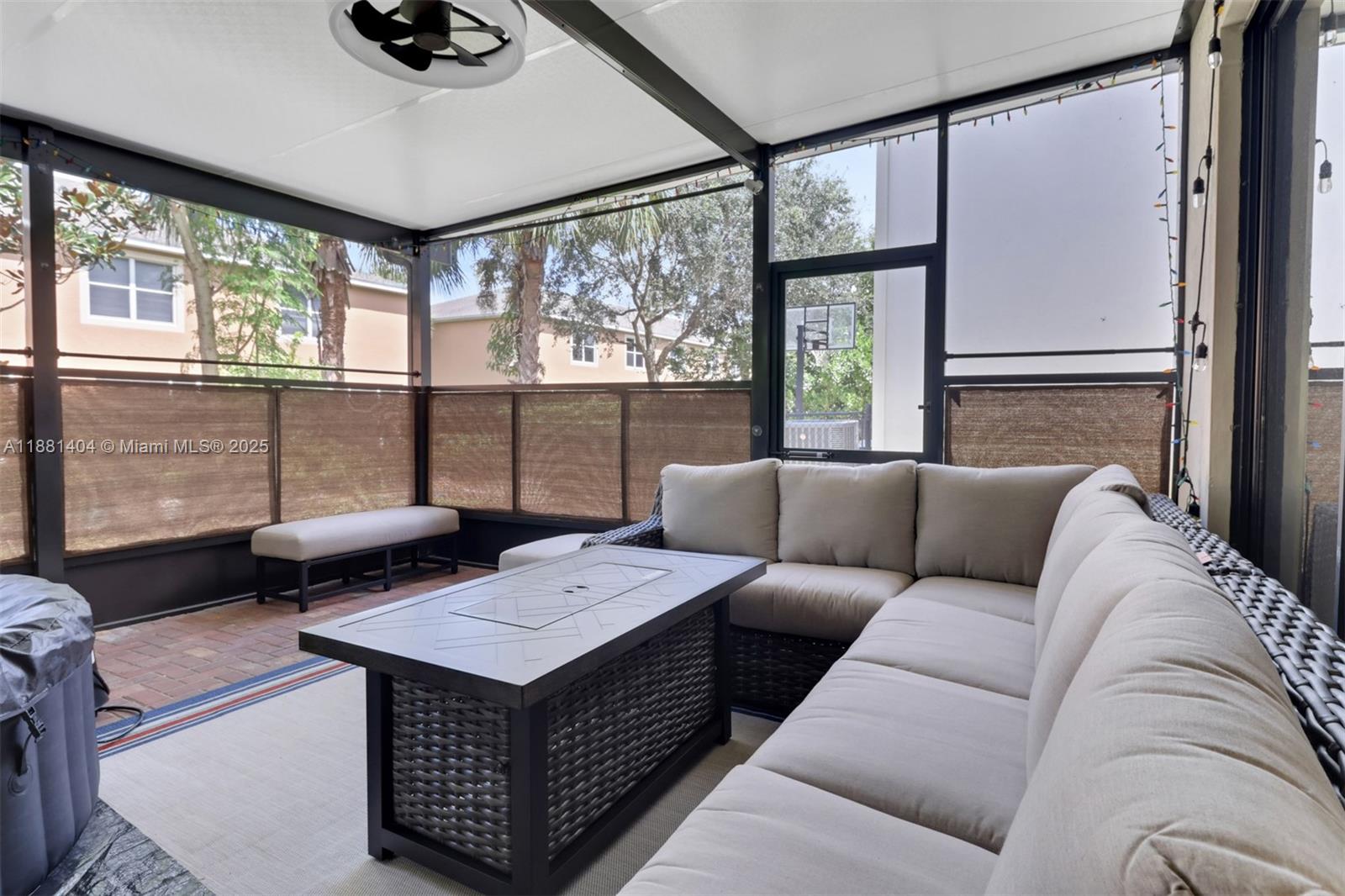 COQUINA AT MAPLE RIDGE - Residential