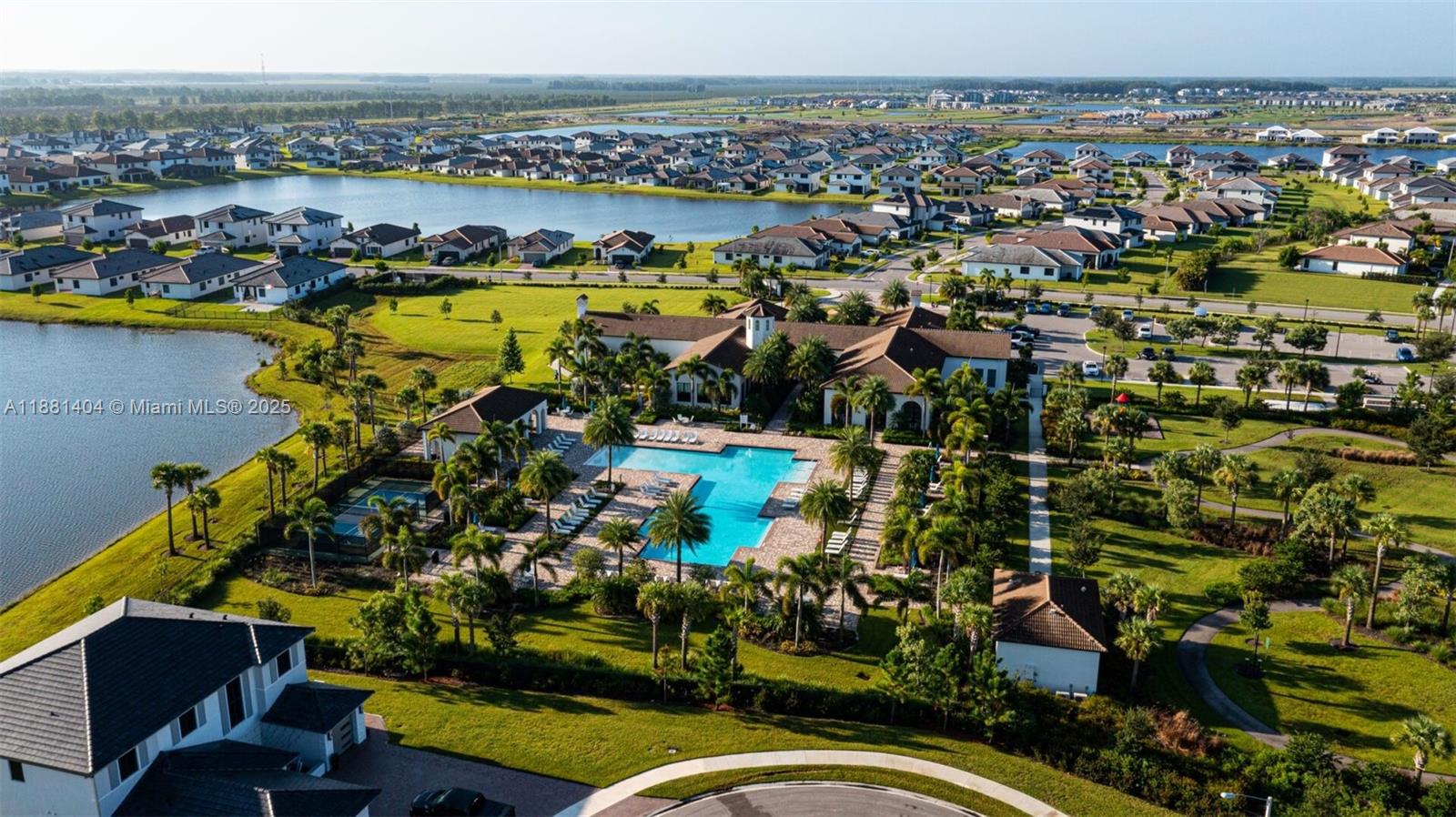 COQUINA AT MAPLE RIDGE - Residential